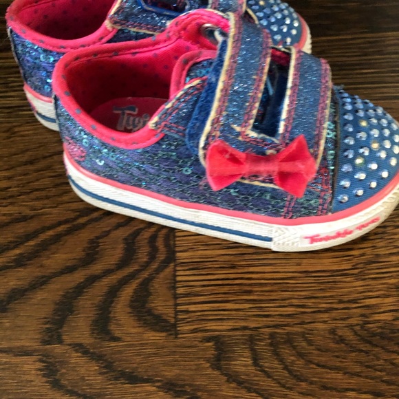 Baby girl shoes size 5 - Picture 3 of 6